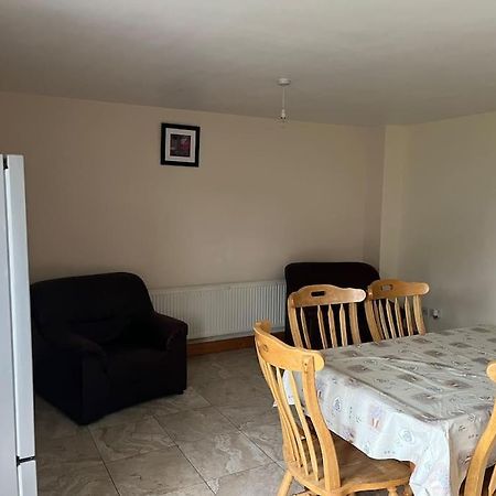 Villa Modern 4 Bed House In Town Tubbercurry Esterno foto
